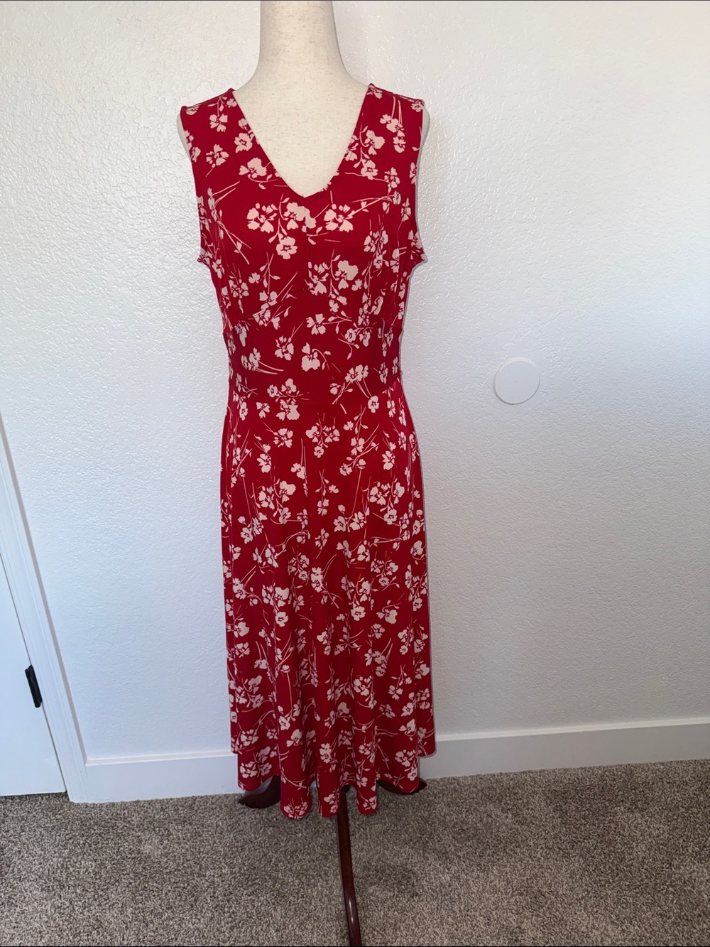 Leota Red Dress with White Flowers Size Small